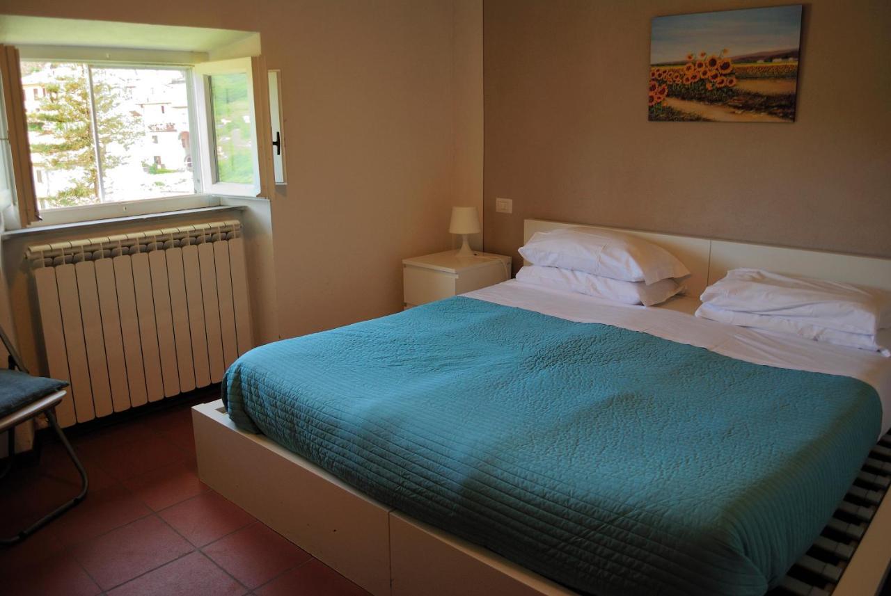 Villa Gherardi - B&B E Hostel Barga Kültér fotó